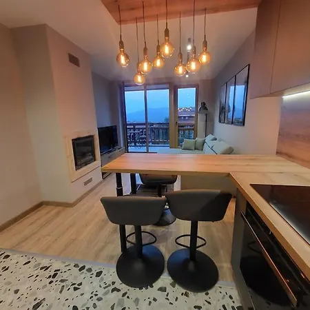Mountain View Cozy Apt In Bansko! Apartamento *